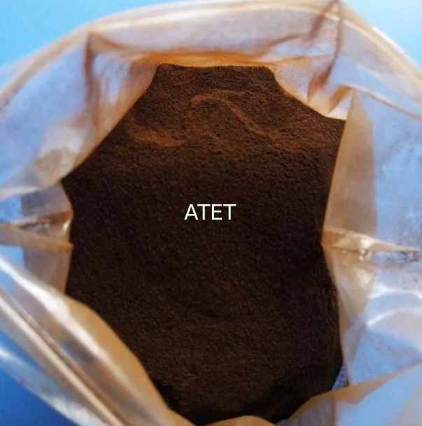 Contenido sólido superior al 93 por ciento de lignosulfonato de calcio soluble en agua, pH entre 4 y 6, adecuado para procesos industriales